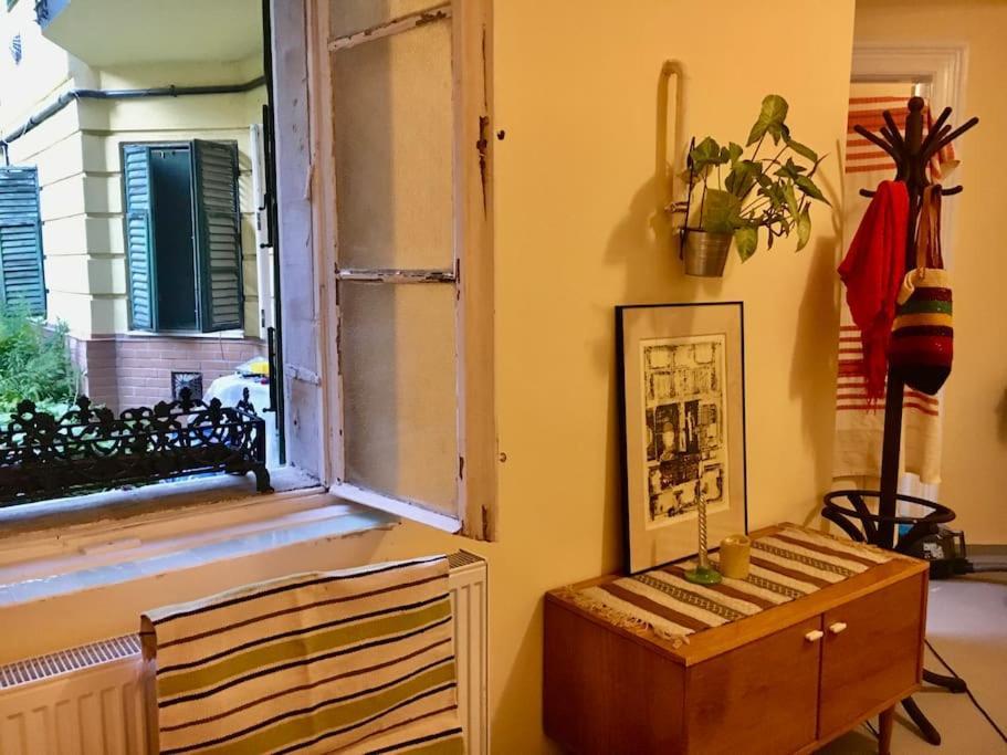 Vintage Studio Apartment, Garden And Free Parking Budapeste Exterior foto