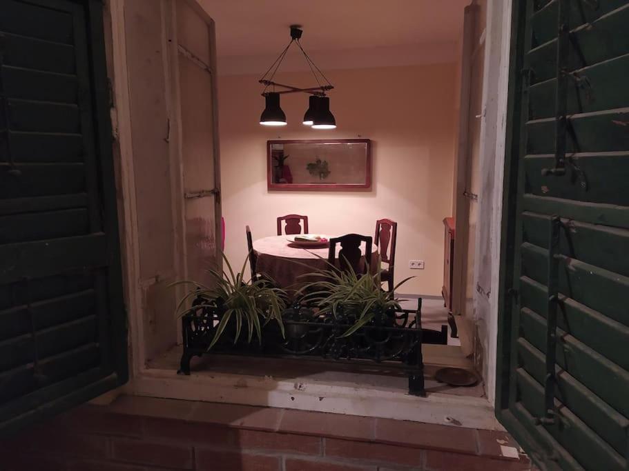 Vintage Studio Apartment, Garden And Free Parking Budapeste Exterior foto